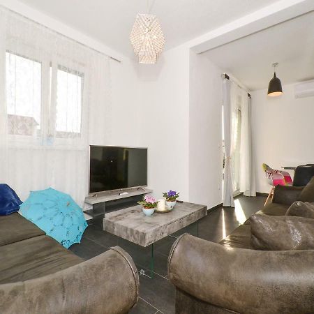 Deluxe Apartman Porto Trogir Ngoại thất bức ảnh