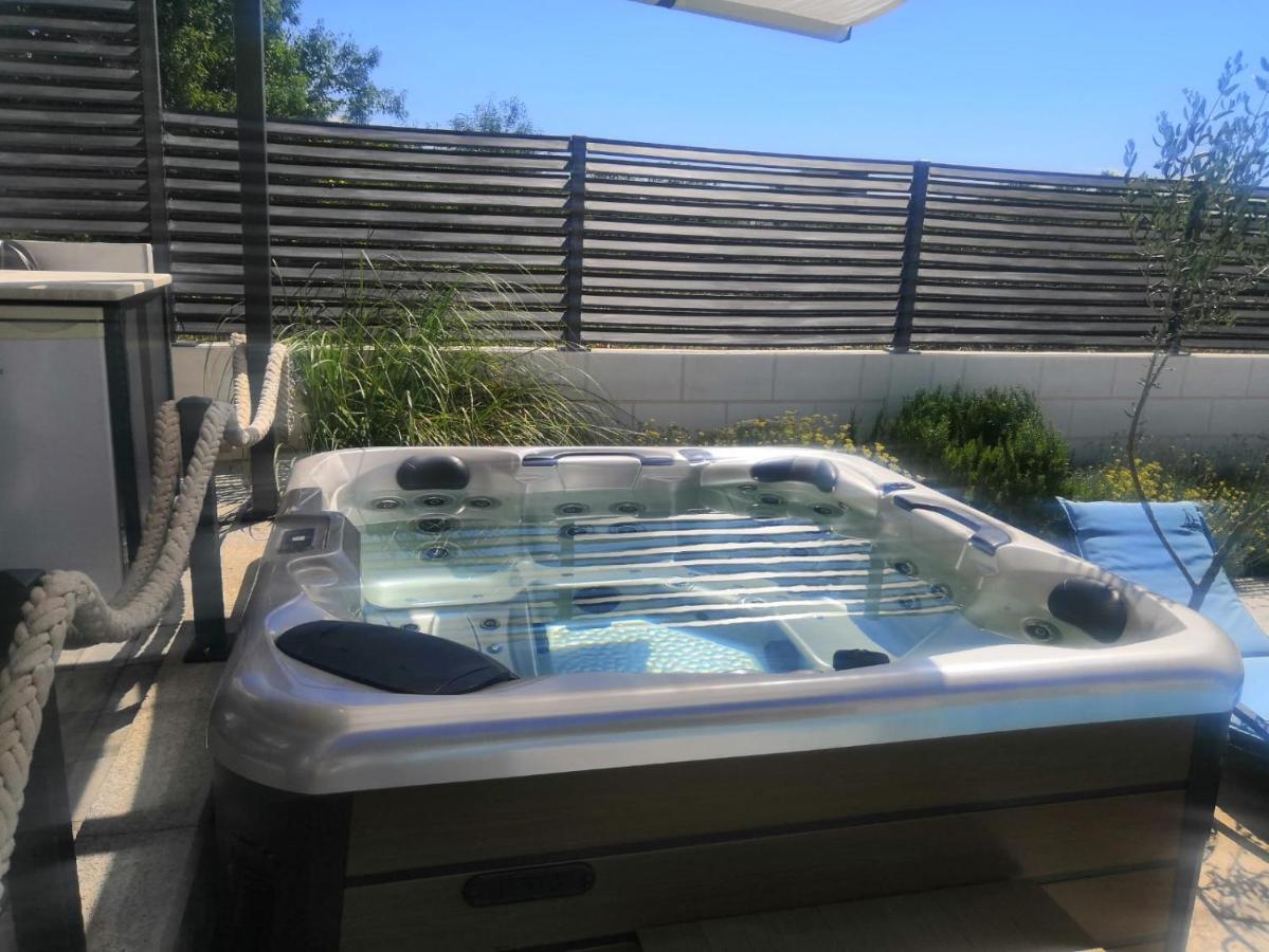 Deluxe Apartman Porto Trogir Ngoại thất bức ảnh